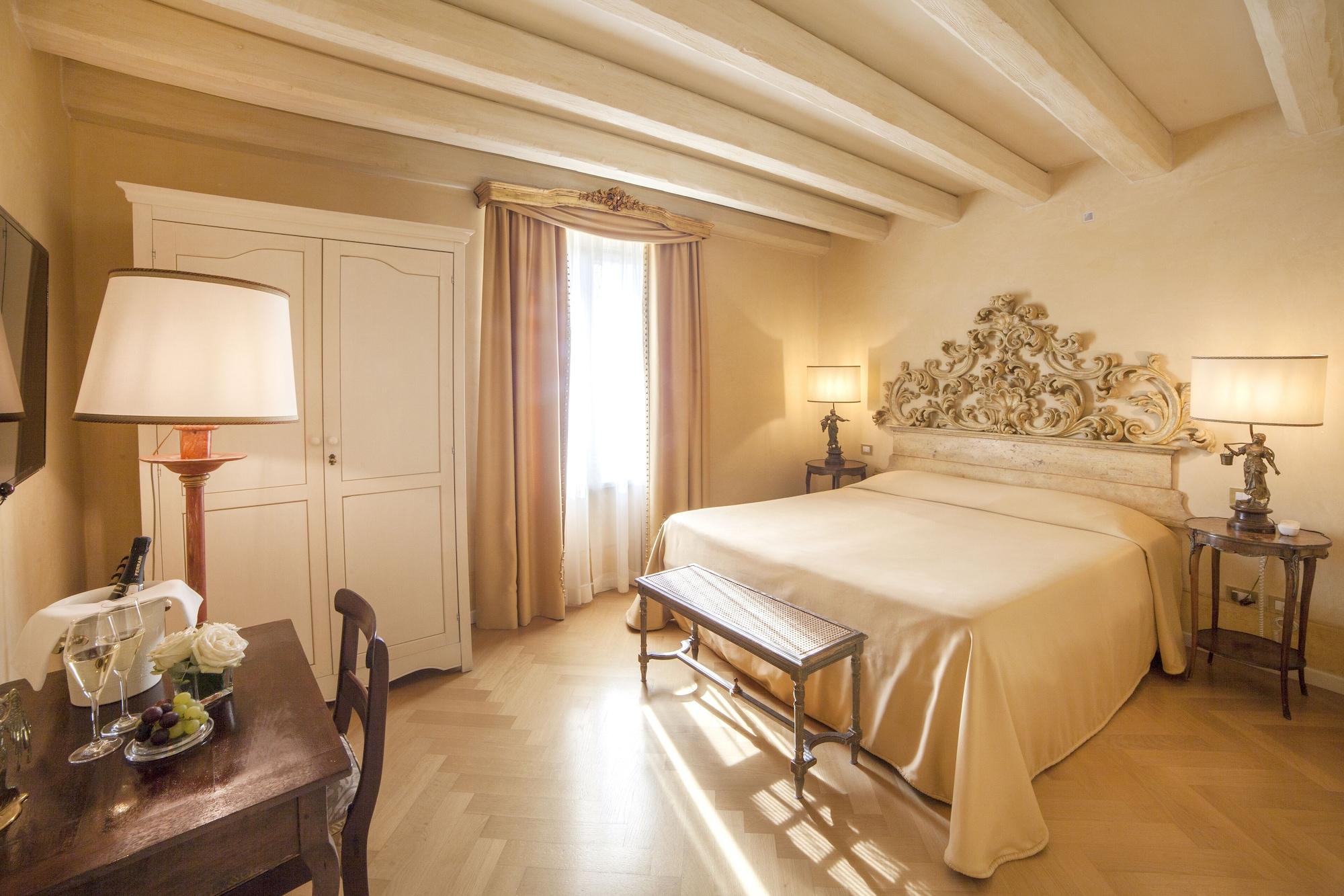 Relais Fra' Lorenzo Verona Exteriör bild