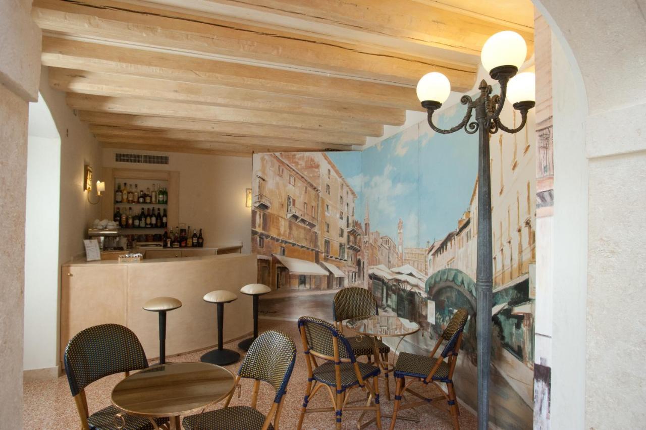 Relais Fra' Lorenzo Verona Exteriör bild